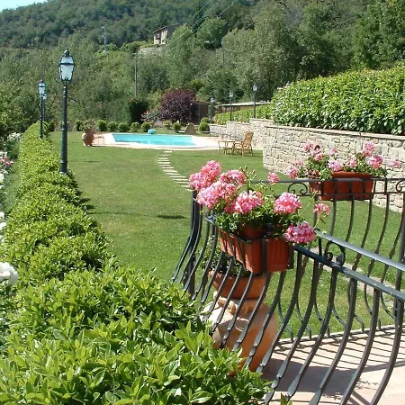 Sleeps 6 Pool Wifi Cortona