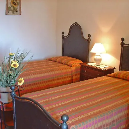 Sleeps 6 Pool Wifi